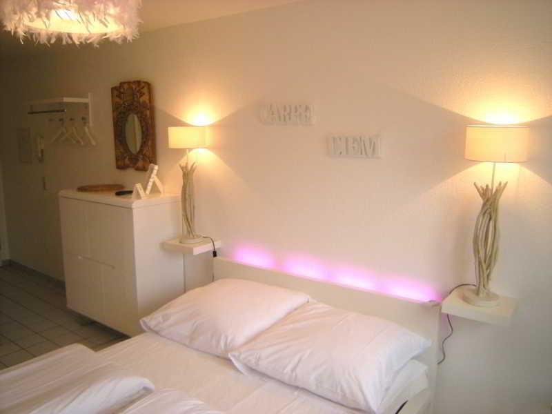 A Partment Mediapark Hotel