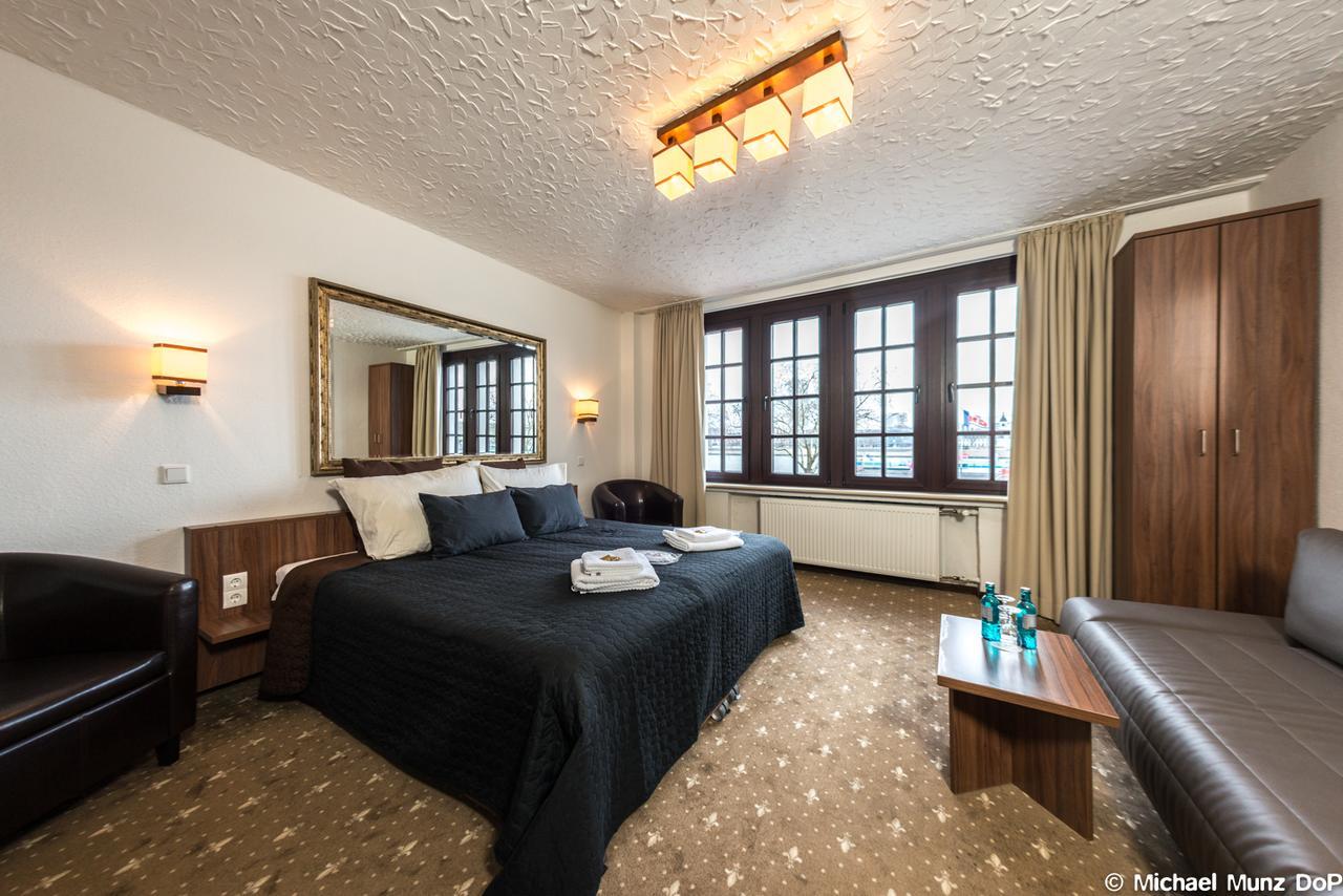 Und Restaurant Loewenbraeu Hotel