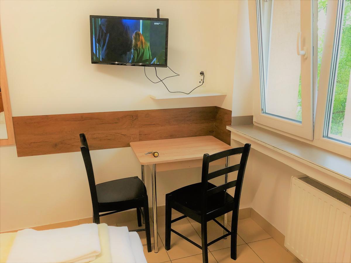 Moji Hotel 2*