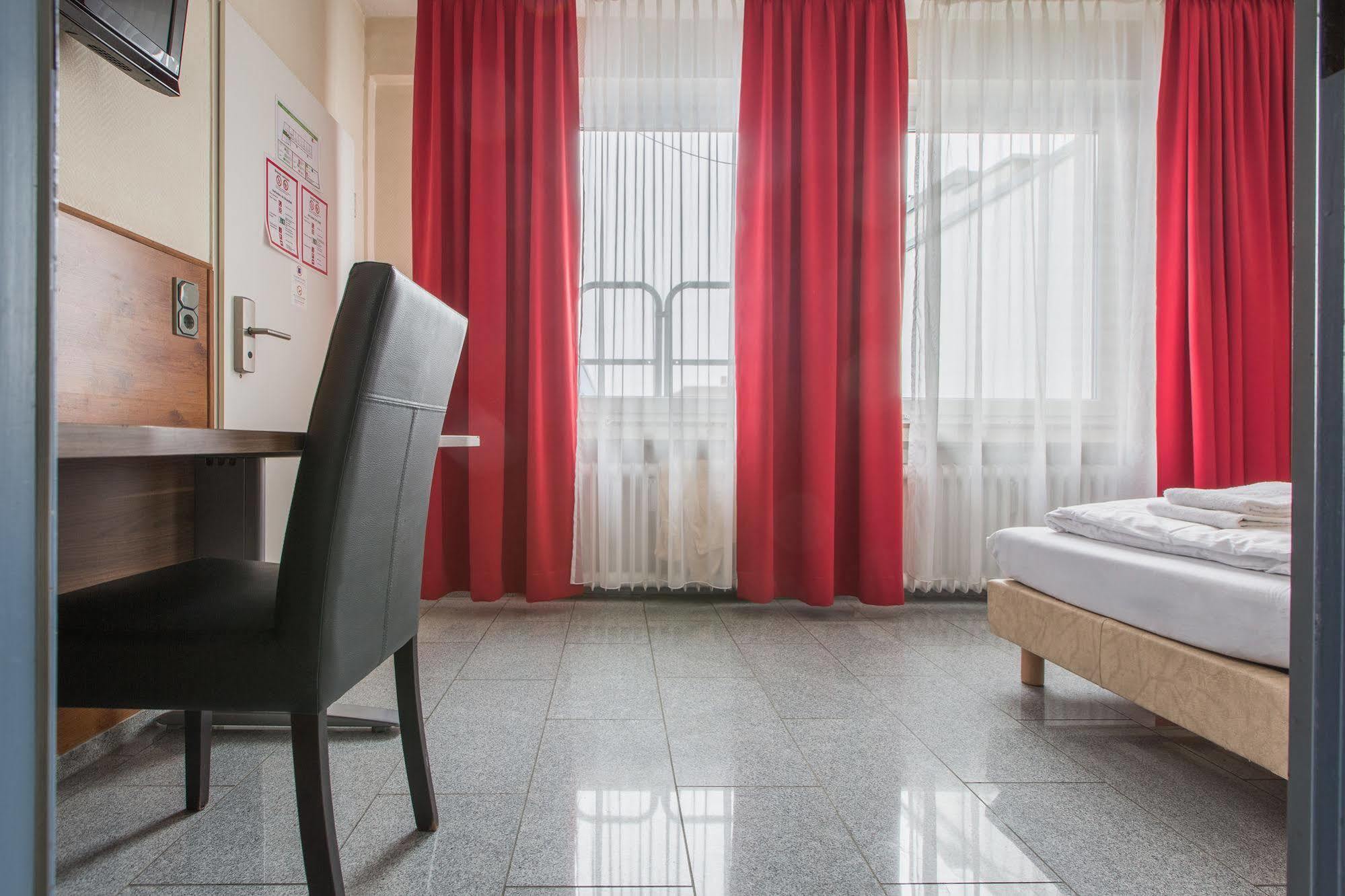 A&o Hauptbahnhof Hotel Kolonia