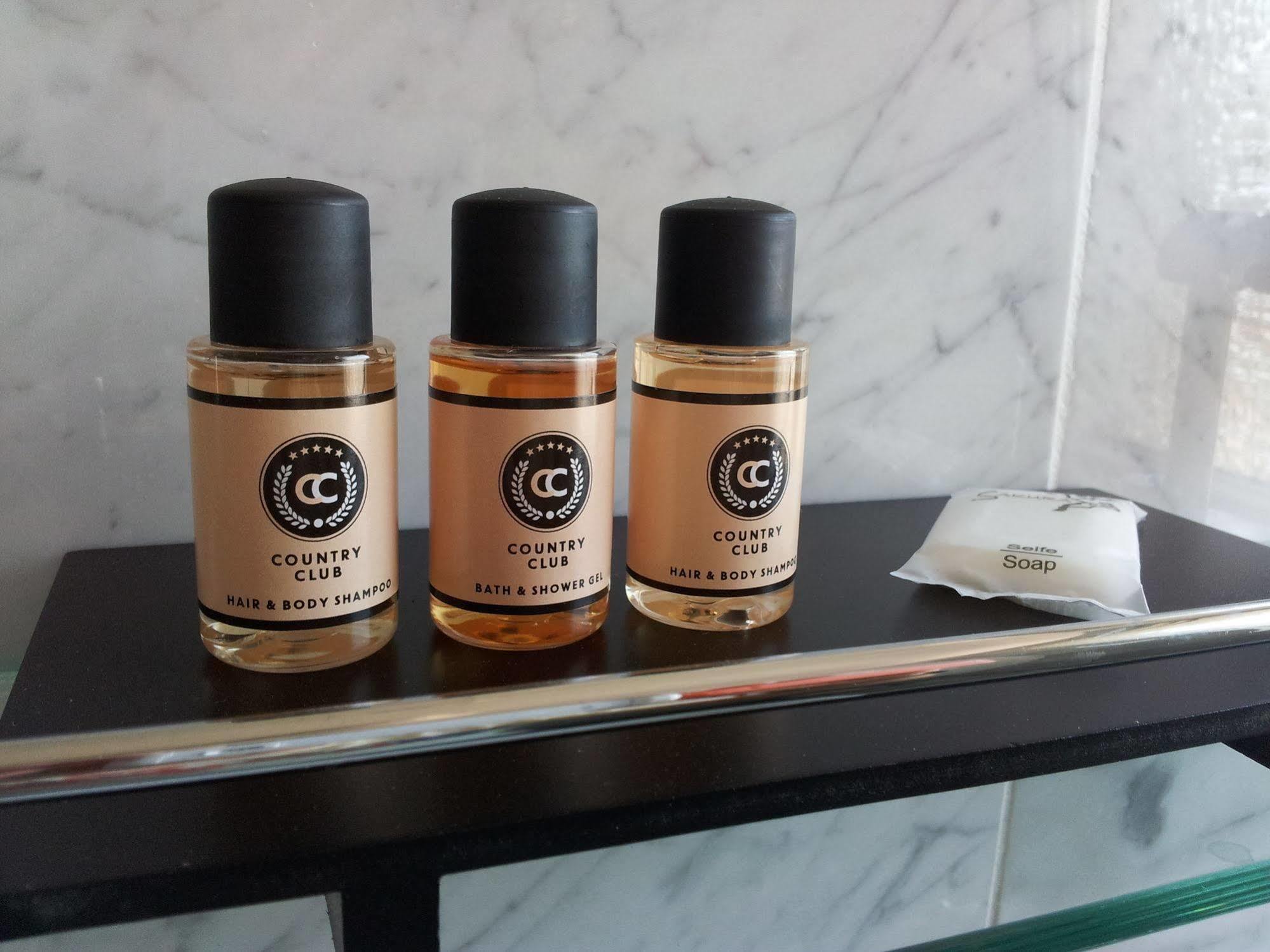 Acomodação com café da manhã  Stayincologne 2*