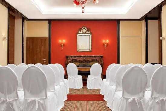 Dom Hotel Kolonia