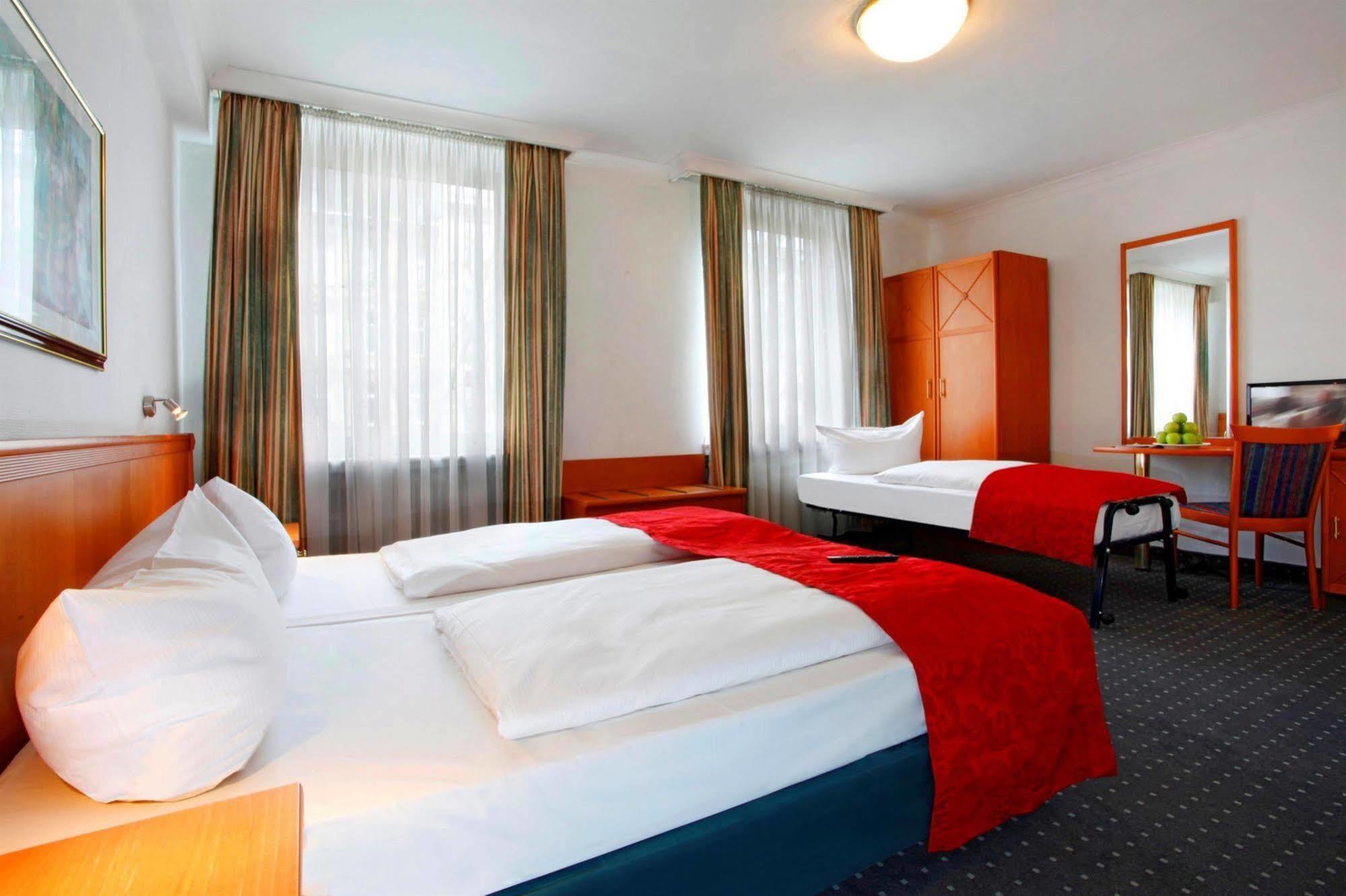 Centro Royal Hotel