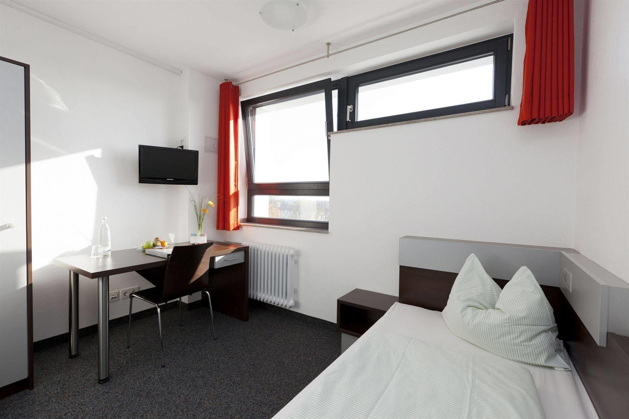 City-hostel Koeln-riehl Hostel *