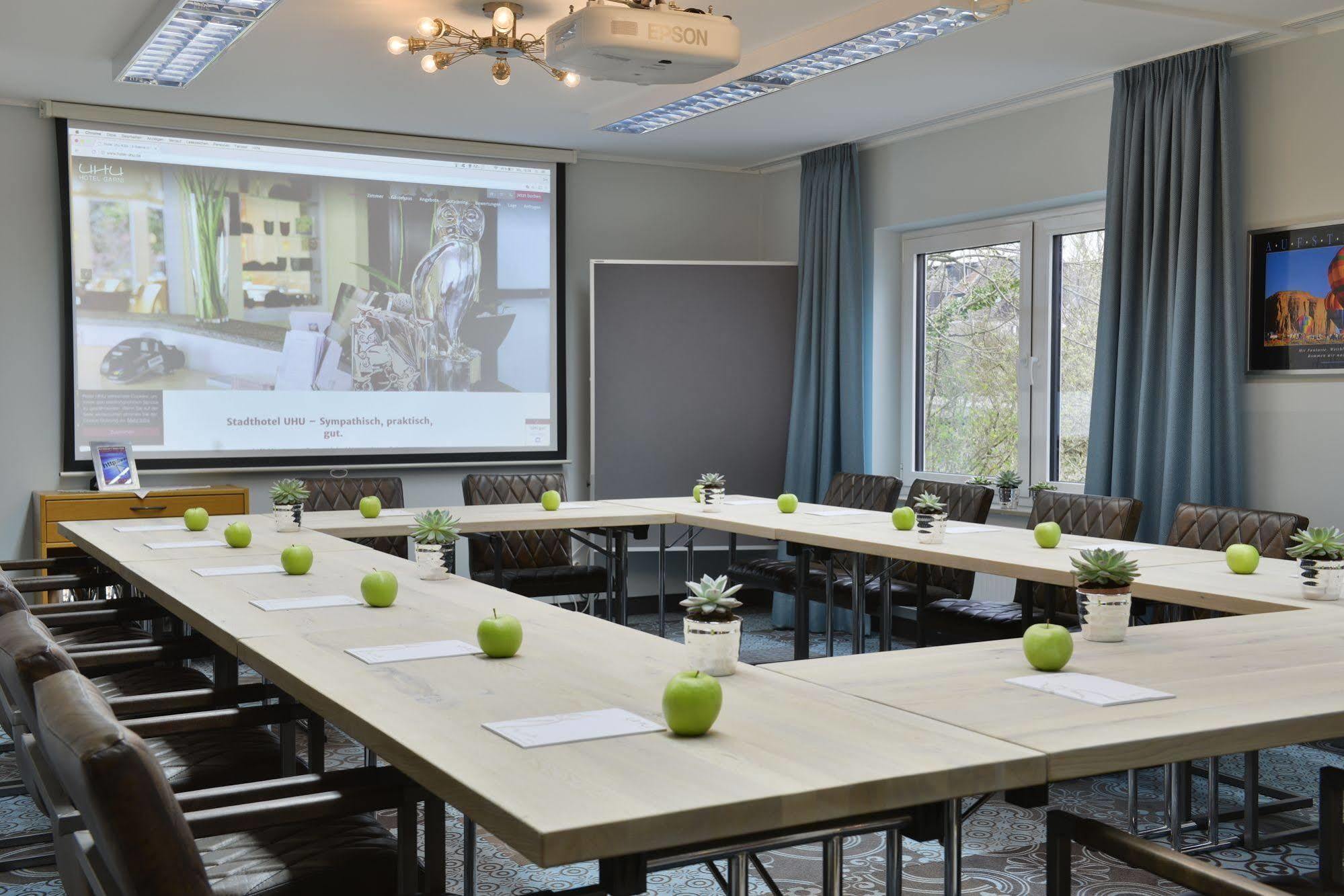Hotel Uhu Garni Cologne