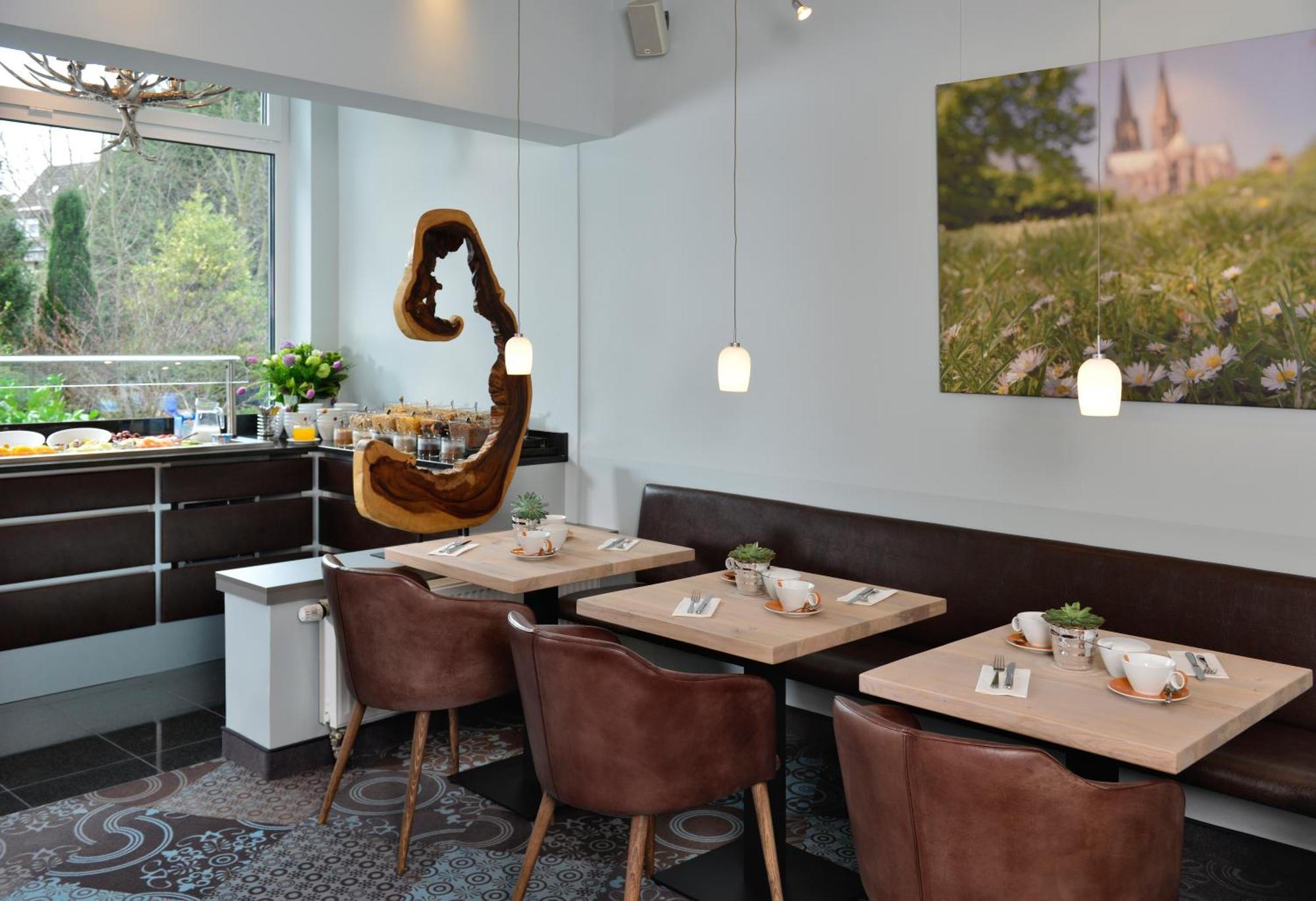 Hotel Uhu Garni Cologne