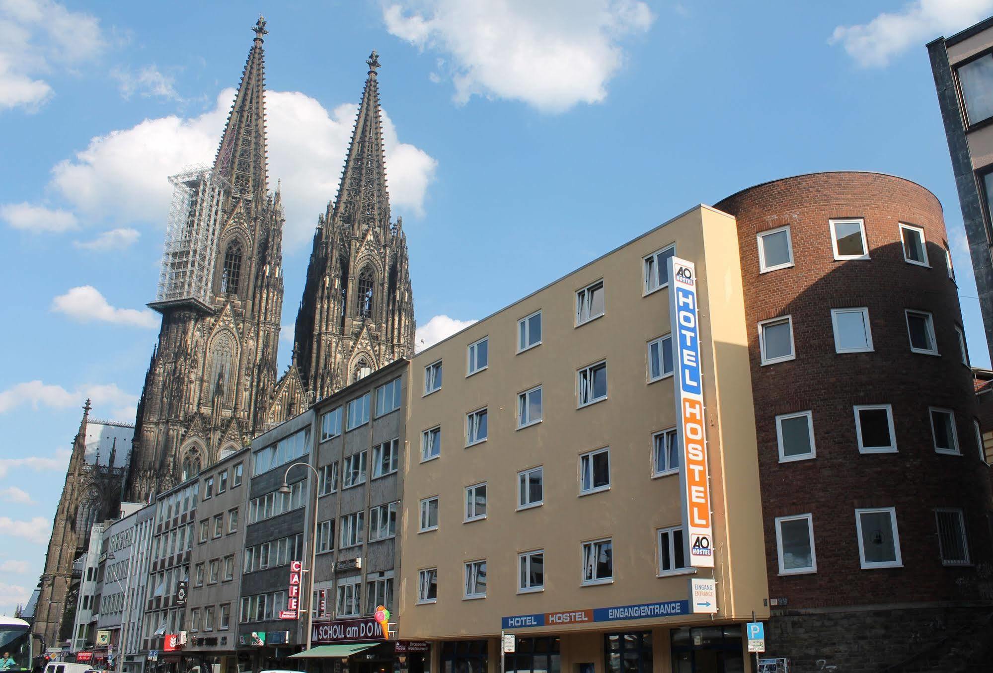 A&o Dom 2*