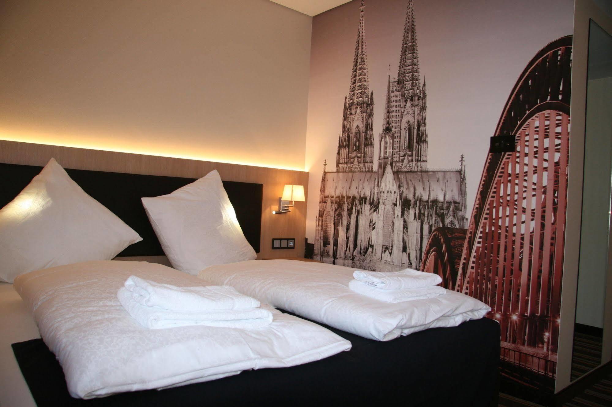 Fortune 3* Colonia