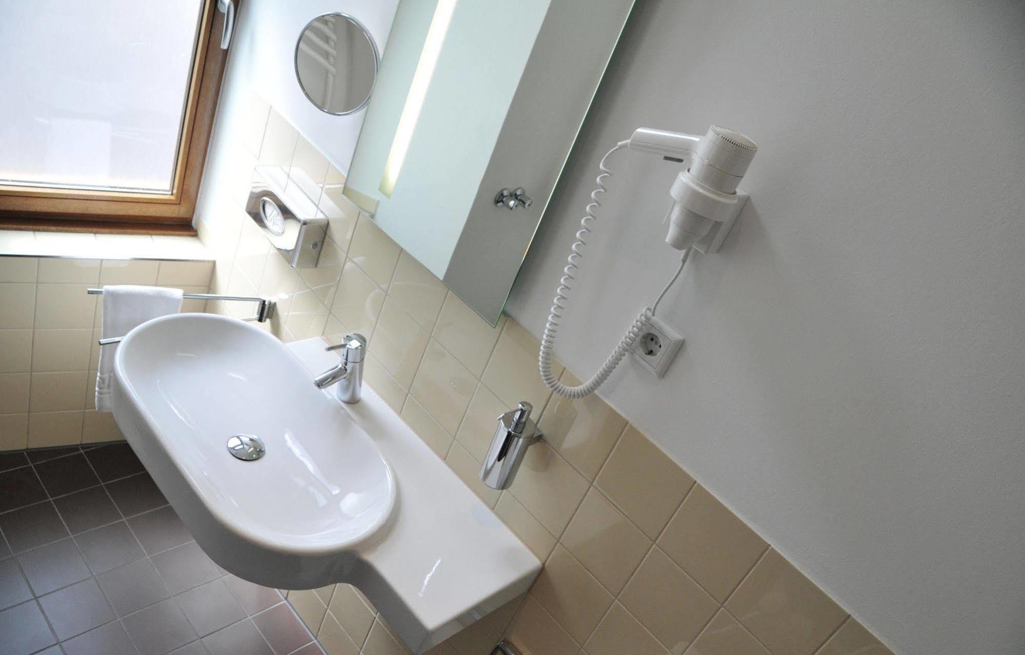 Casa 3* Kolonia