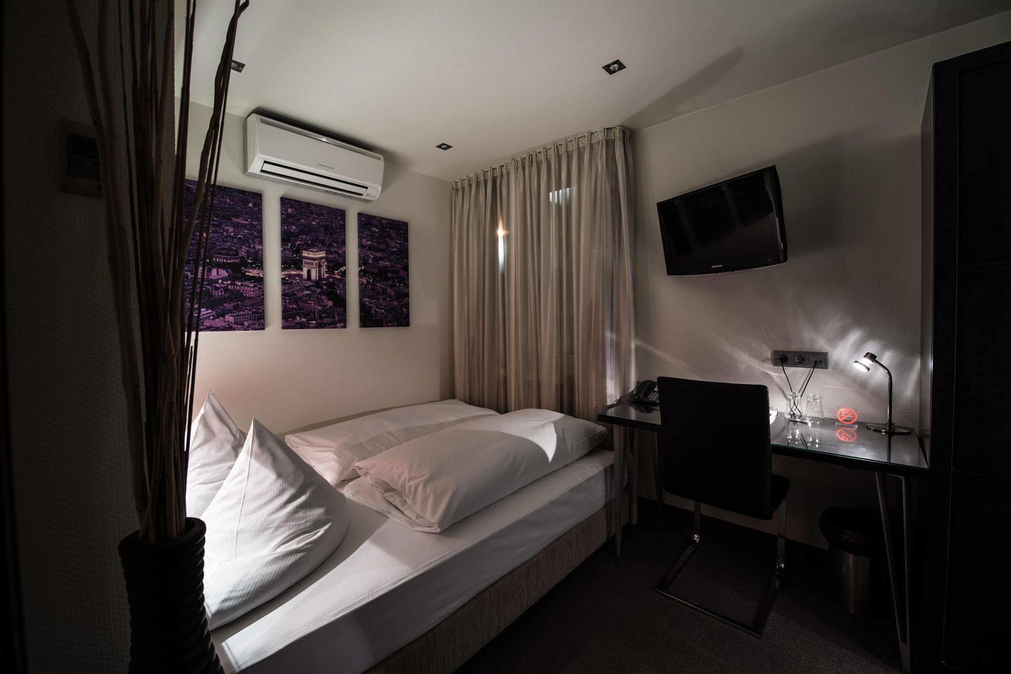 Hotel Am Augustinerplatz 4*