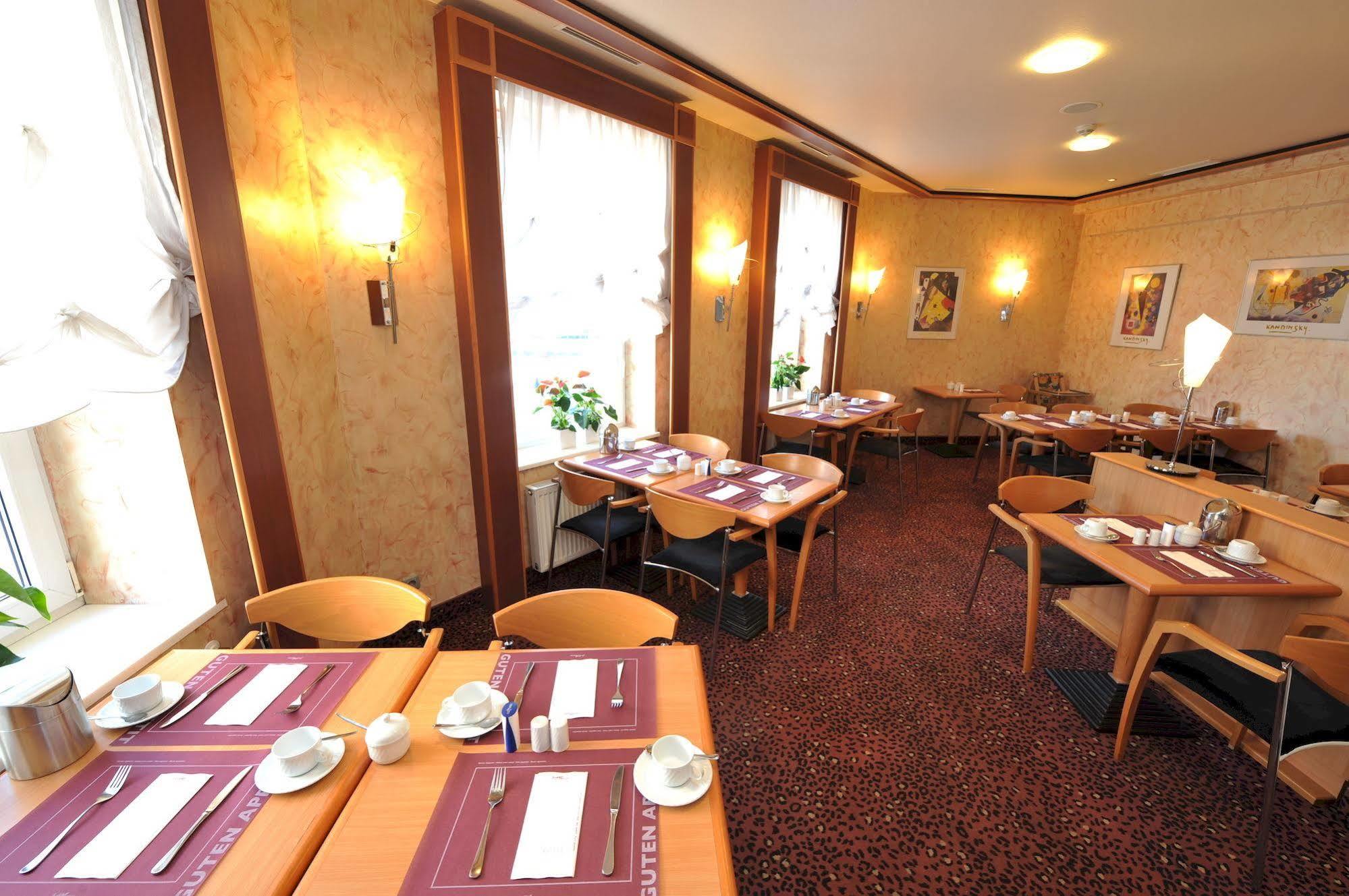 Hotel Insel 3*