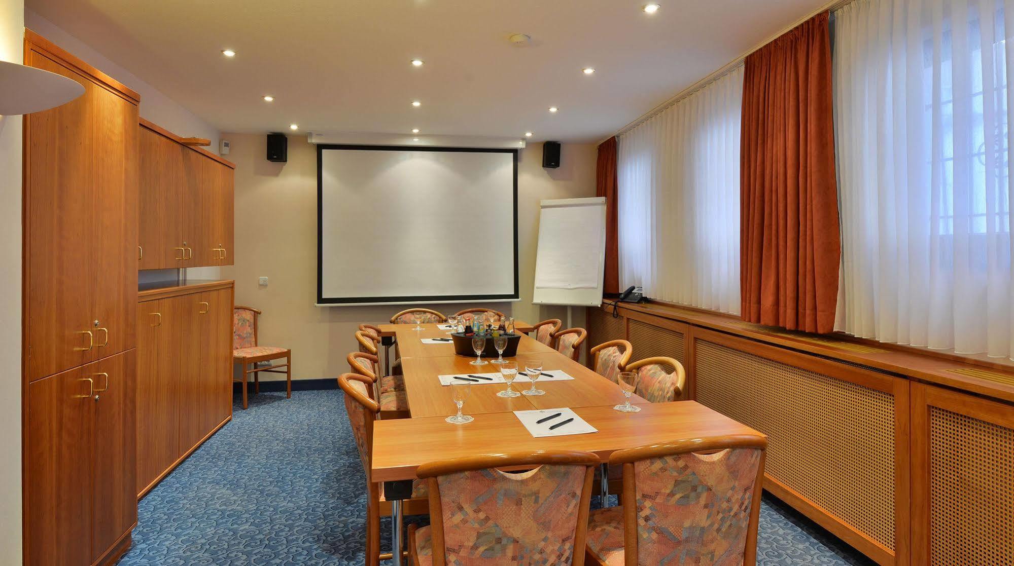 Hotel Ilbertz Garni 3*