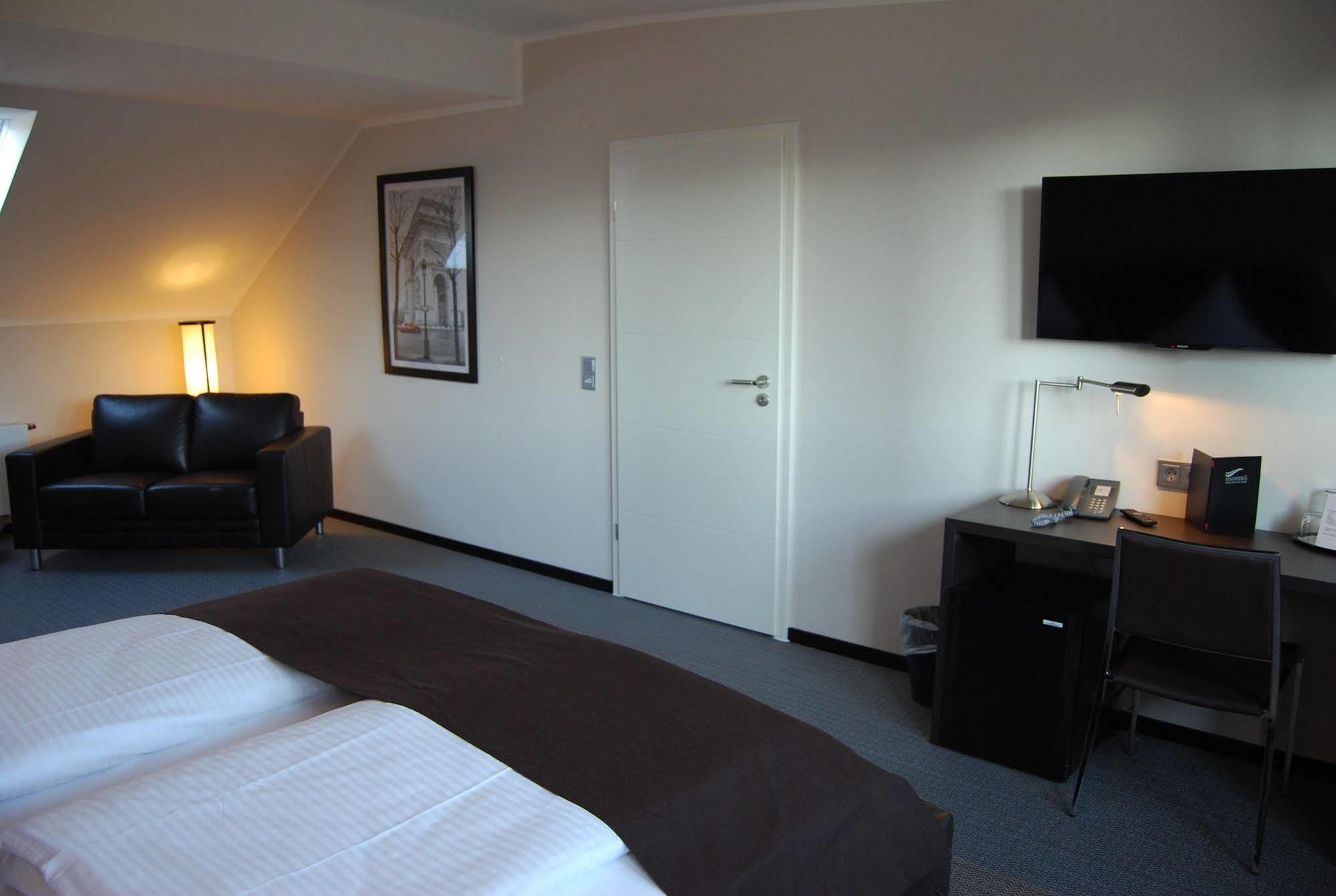 Hotel Mauritius Komfort In Der Altstadt 3*