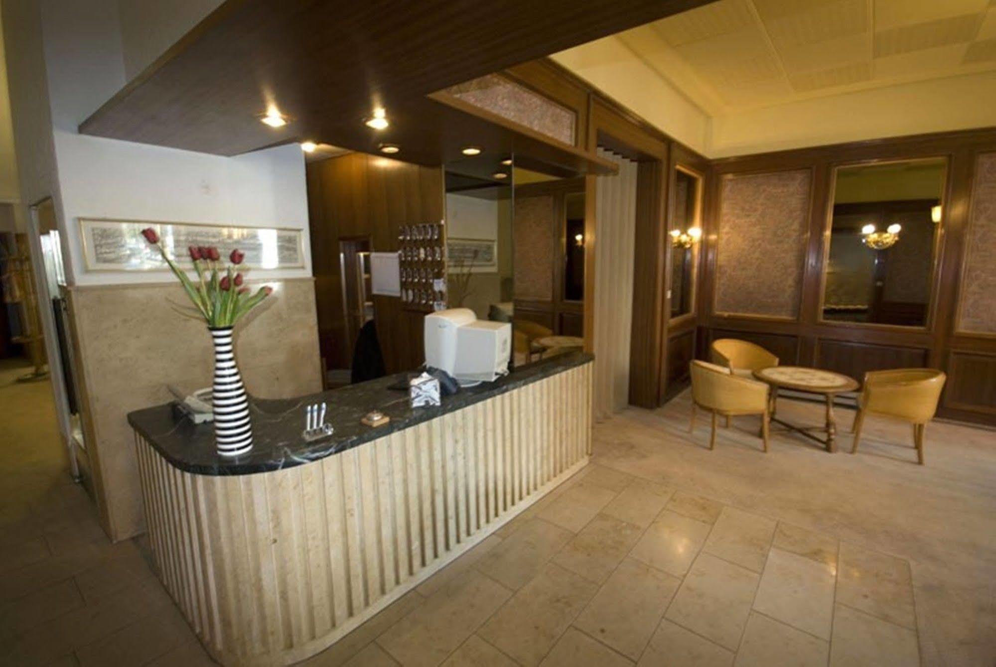 Europäischer Hof Am Dom Hotel 2*