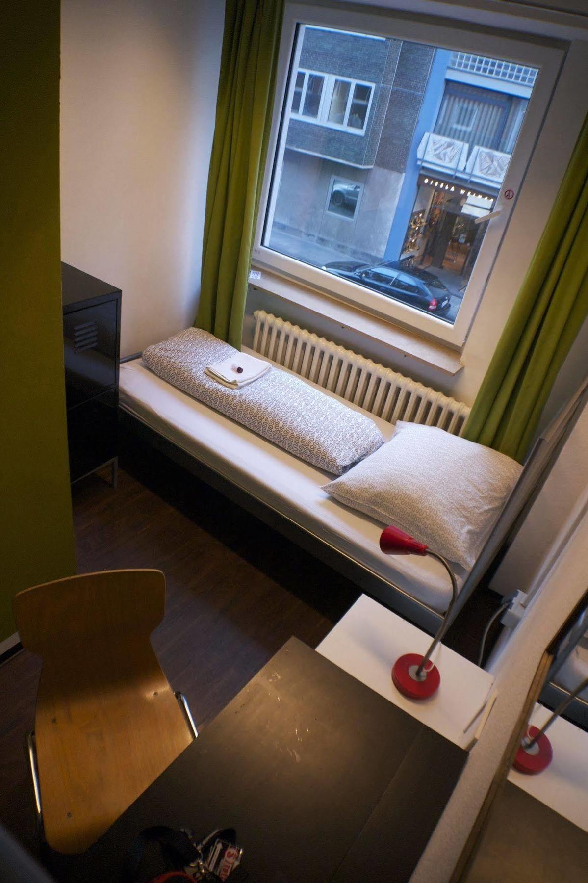 Albergue Station - For Backpackers *