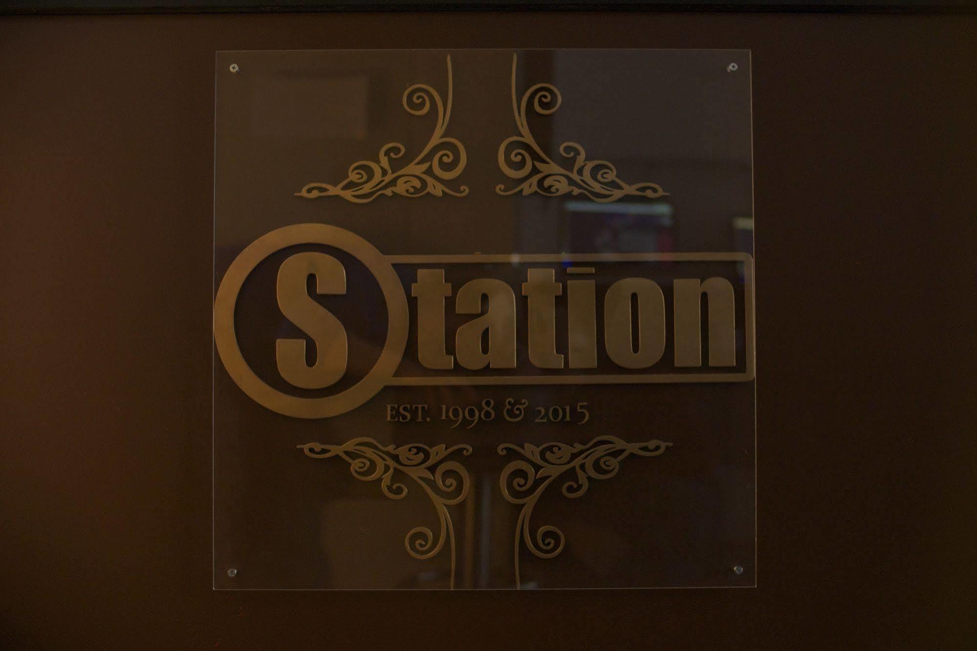 Station - For Backpackers Albergue Colónia