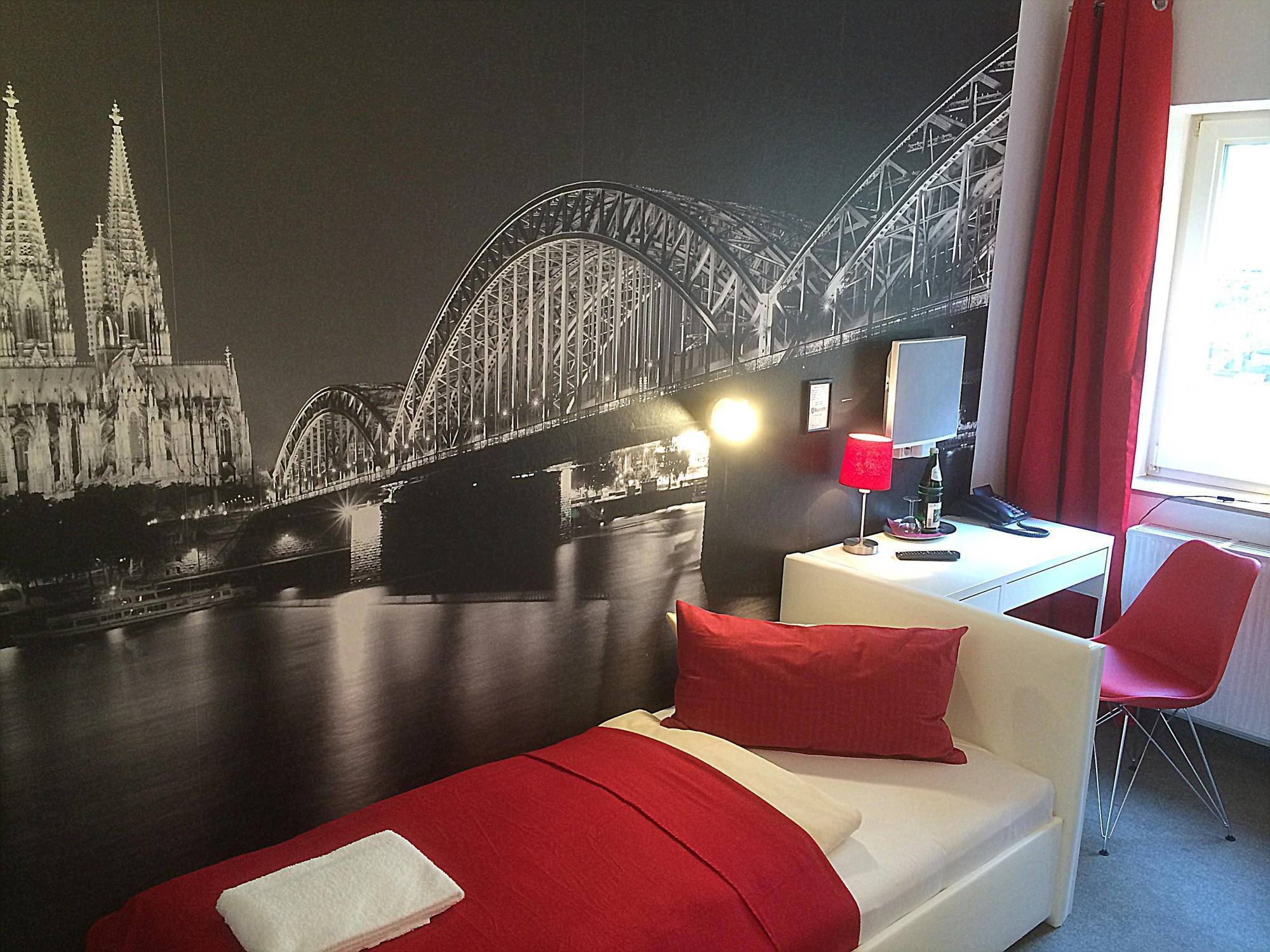 Alt Deutz City-messe-arena Kontaktloser Self Check-in 2*