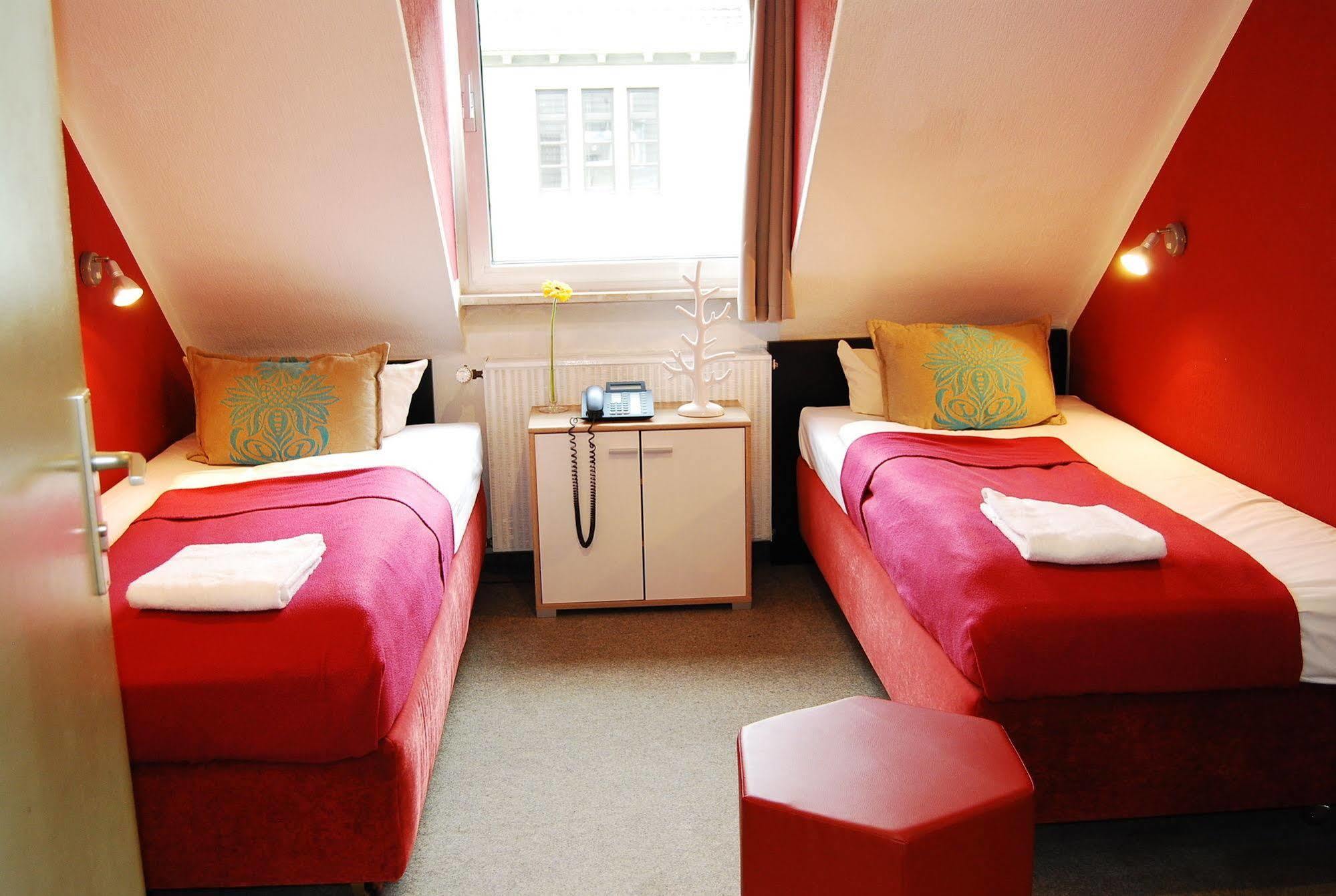 Hotel Alt Deutz City-messe-arena Kontaktloser Self Check-in