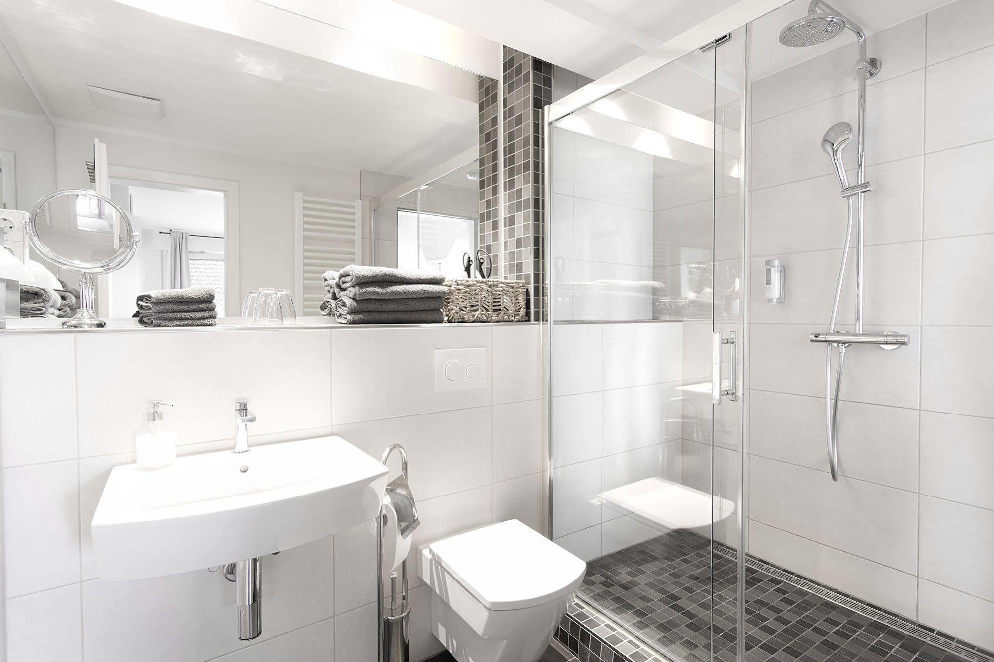 1st Floor Koeln * Colonia