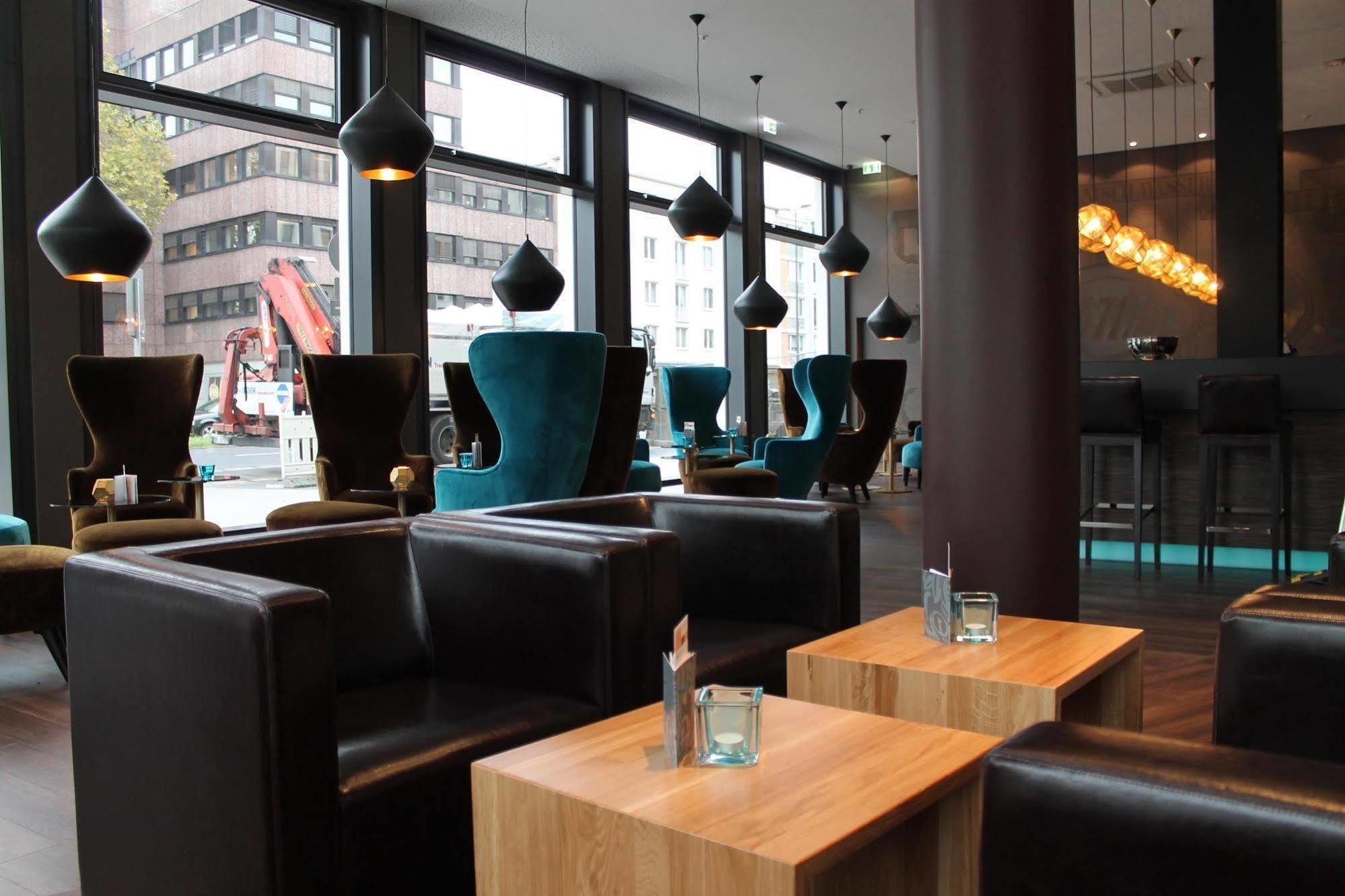 One Koeln-waidmarkt Hotel 3*