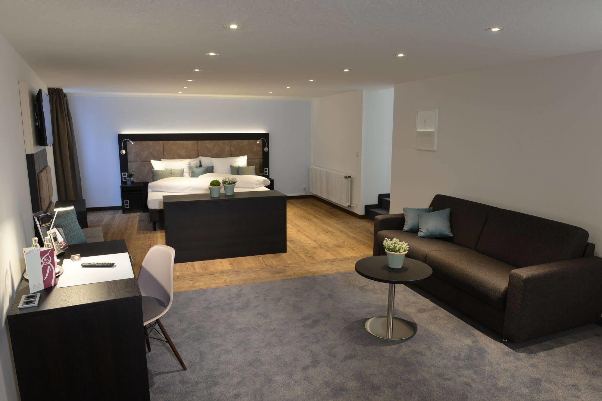 Uhu Gaestehaus Superior Cologne