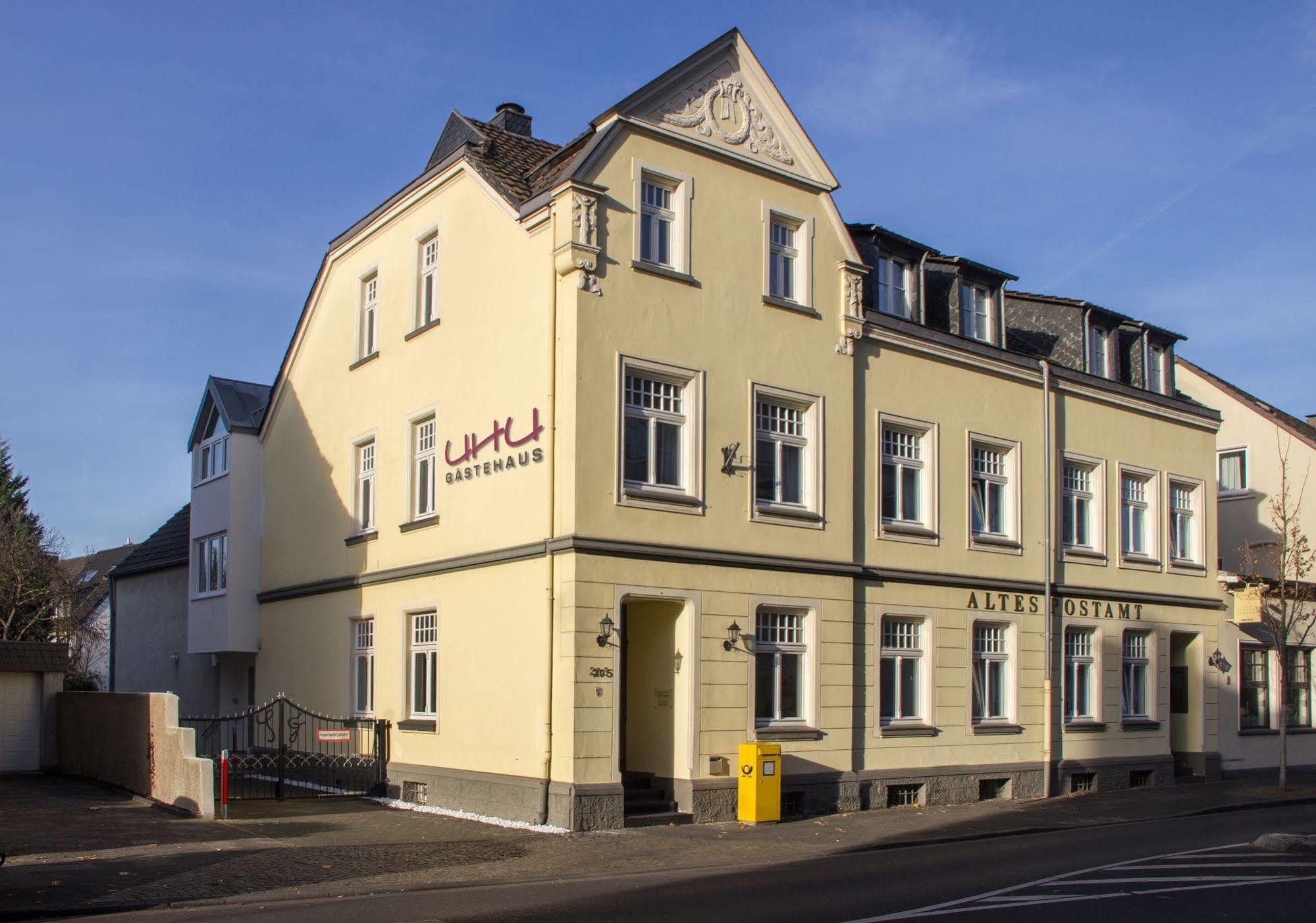 Uhu Gaestehaus Superior Hotel 3*