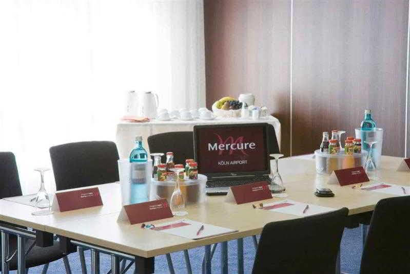 Hotel Mercure Airport 3*
