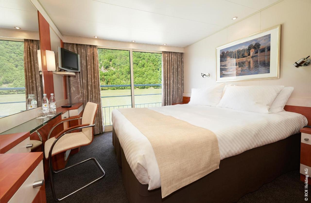 Fairtours Hotelschiff Travel Marvel Jewel***** Botel