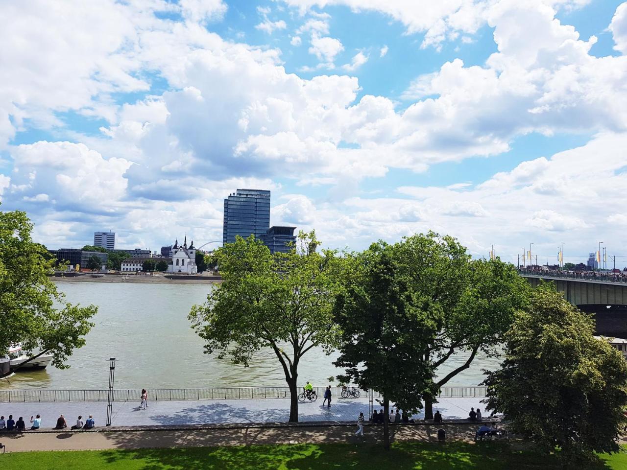 Altstadthotel Hayk Am Rhein 3* Köln