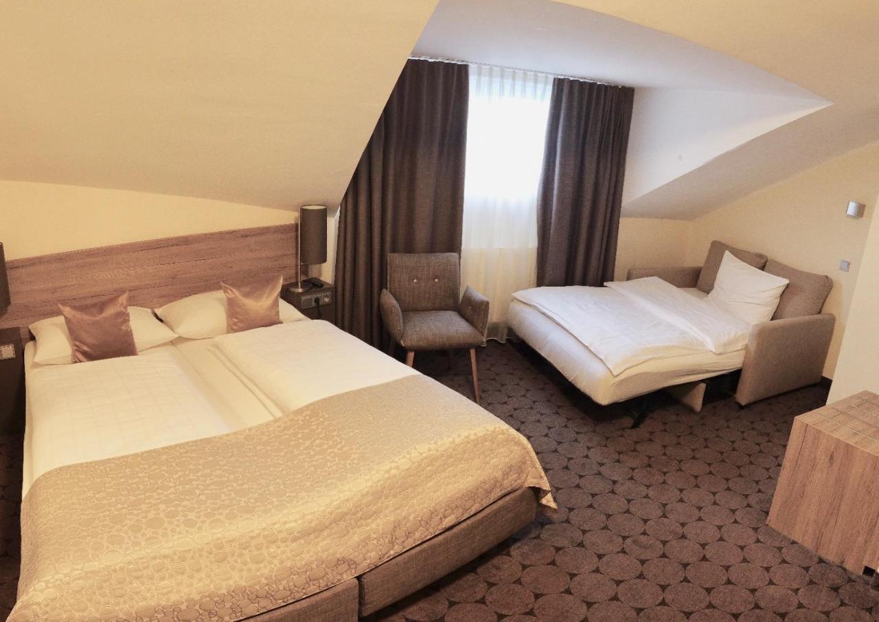 Hotel Sion Kolonia