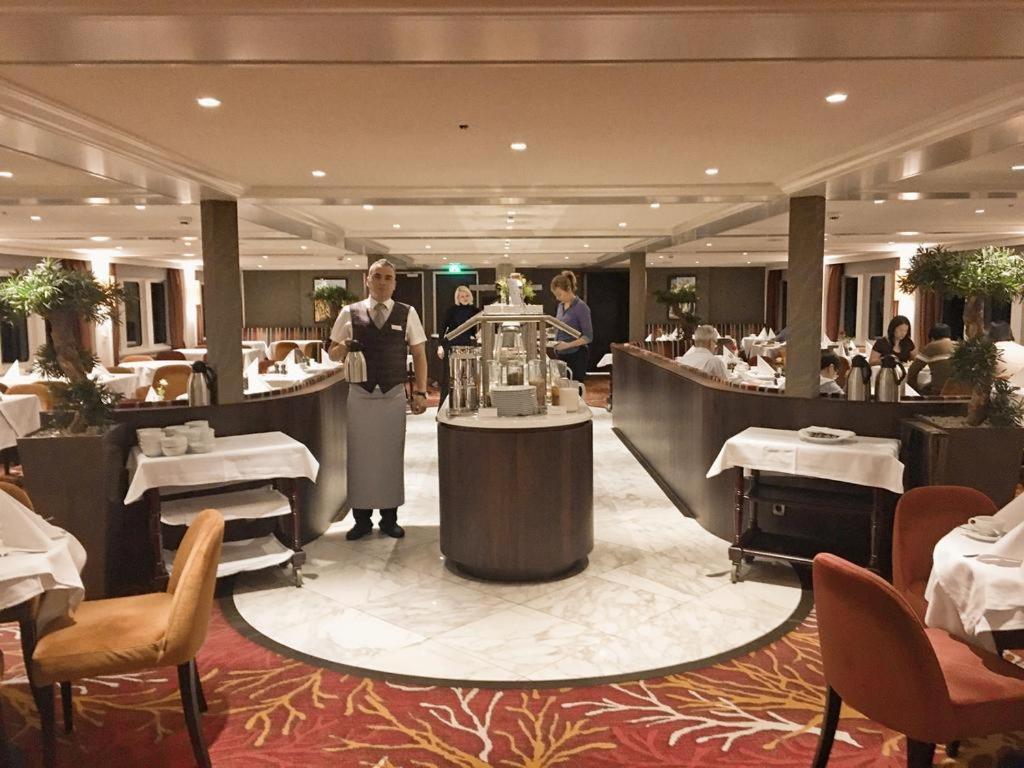 Hotelships Holland - Ms Charles Dickens