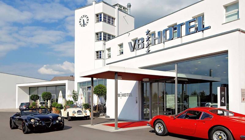 V8 At Motorworld Hotel 4*