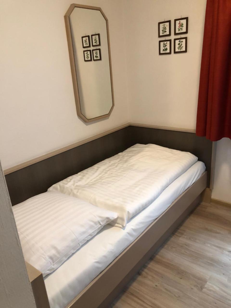Gaestehaus Wilms Homestay *