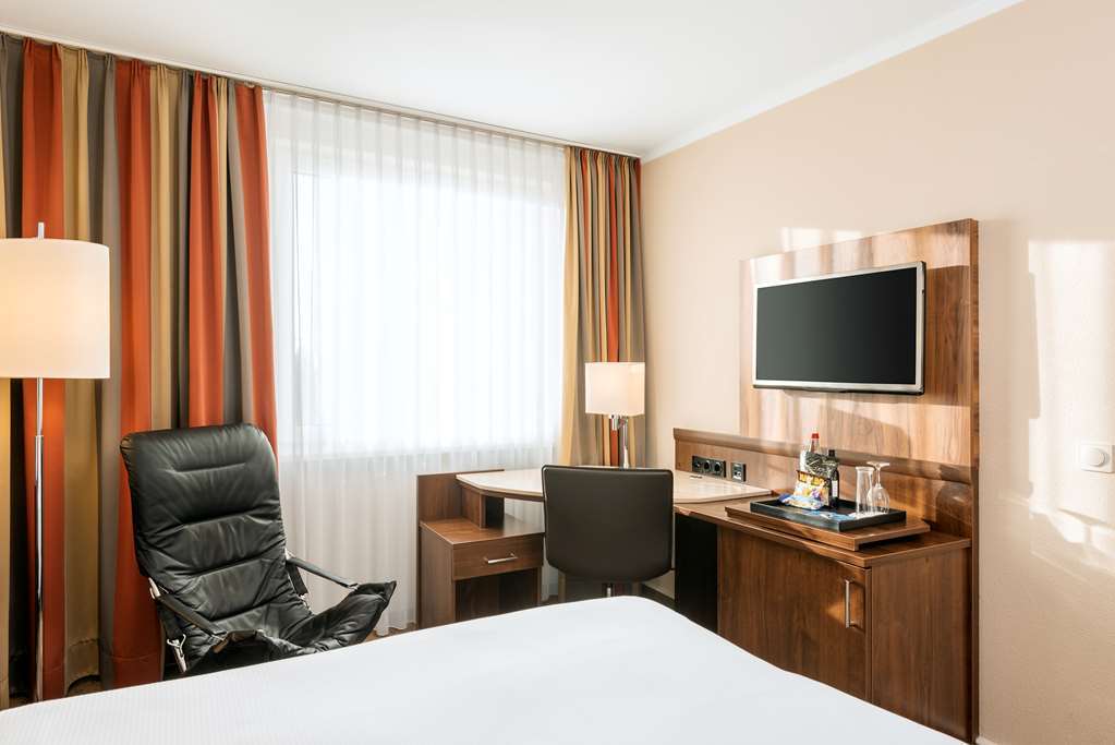 Nh Altstadt Hotel 4*