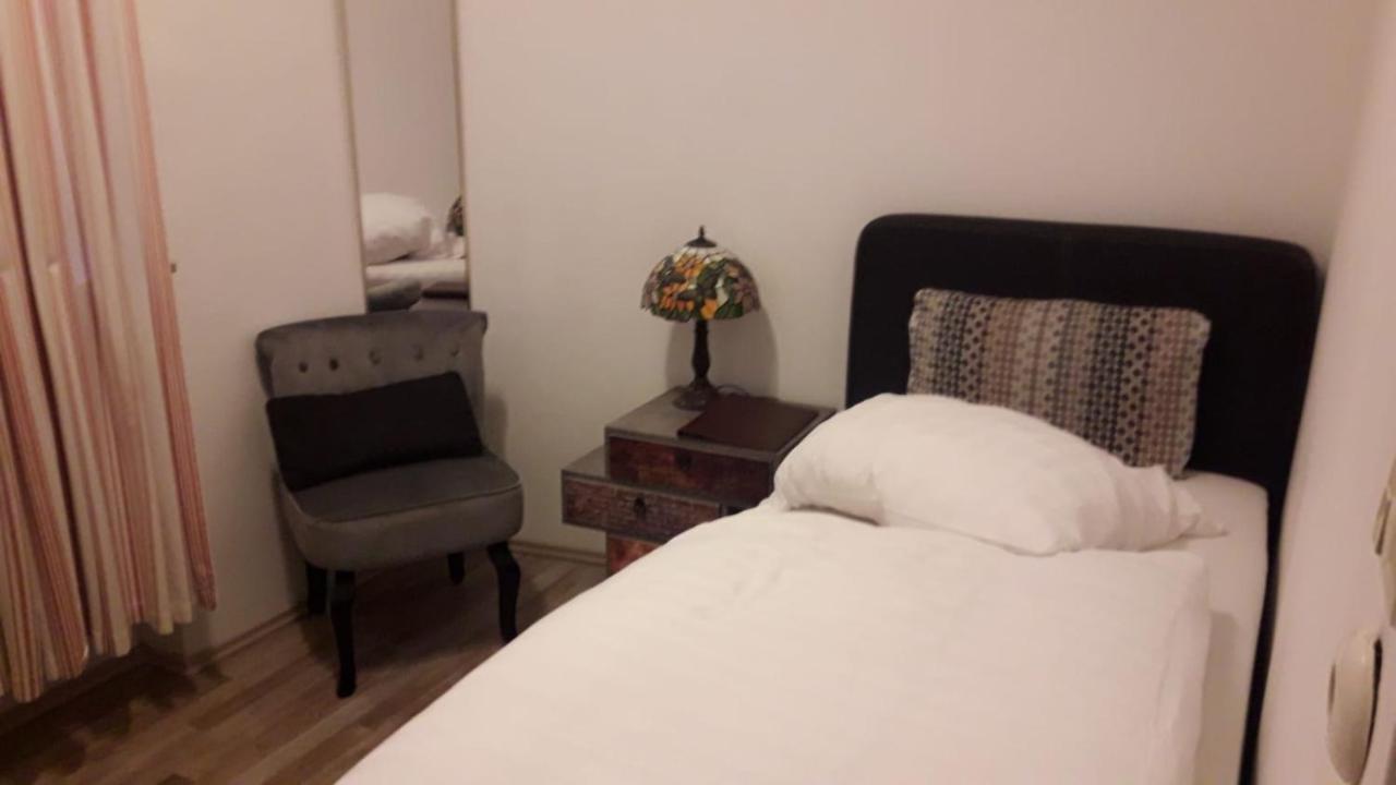 Gaestehaus Hotel 2*
