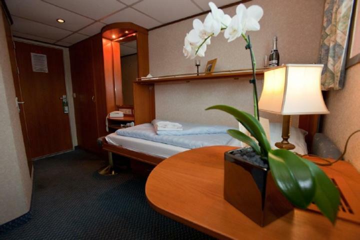 Botel Hotelships Holland Messe Ms Princess