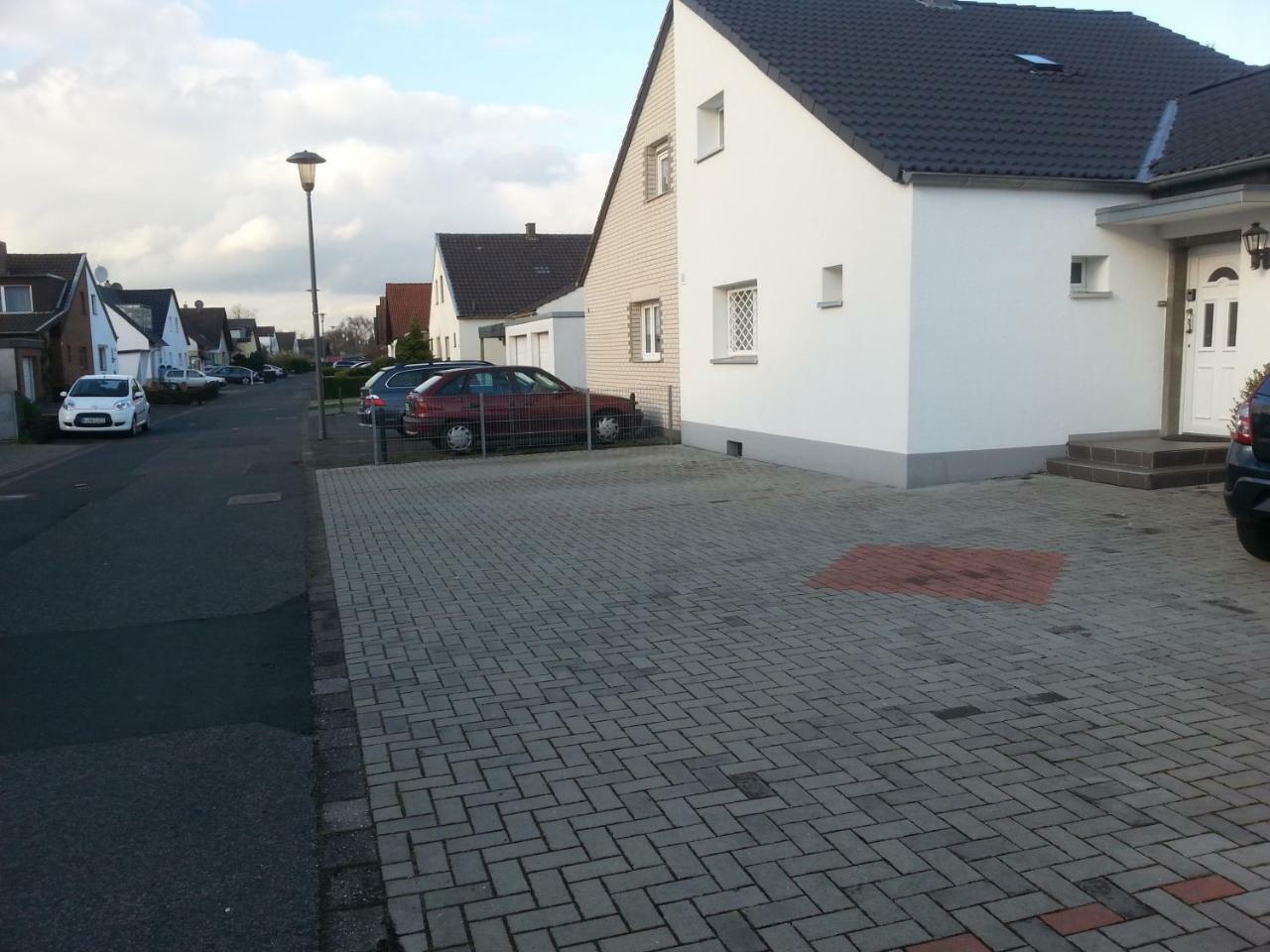 Wohnzeit-koeln Holiday home *