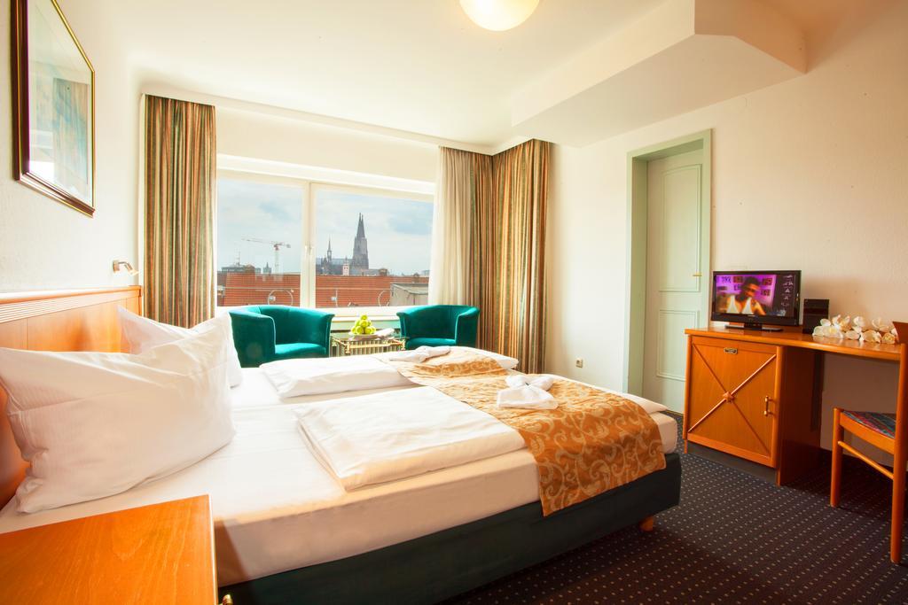 Hotel Centro Royal 3*