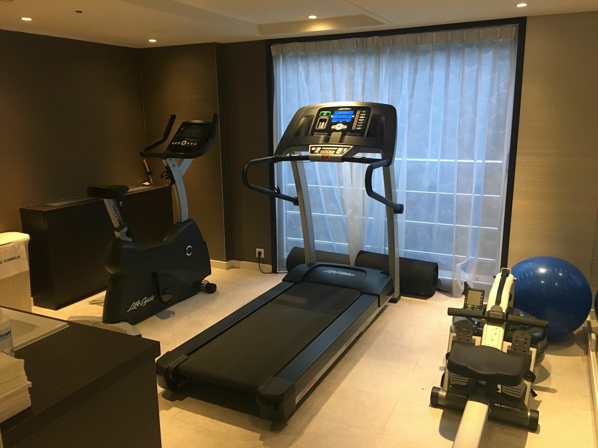 Hotel Select Ms Charles Dickens - 4*