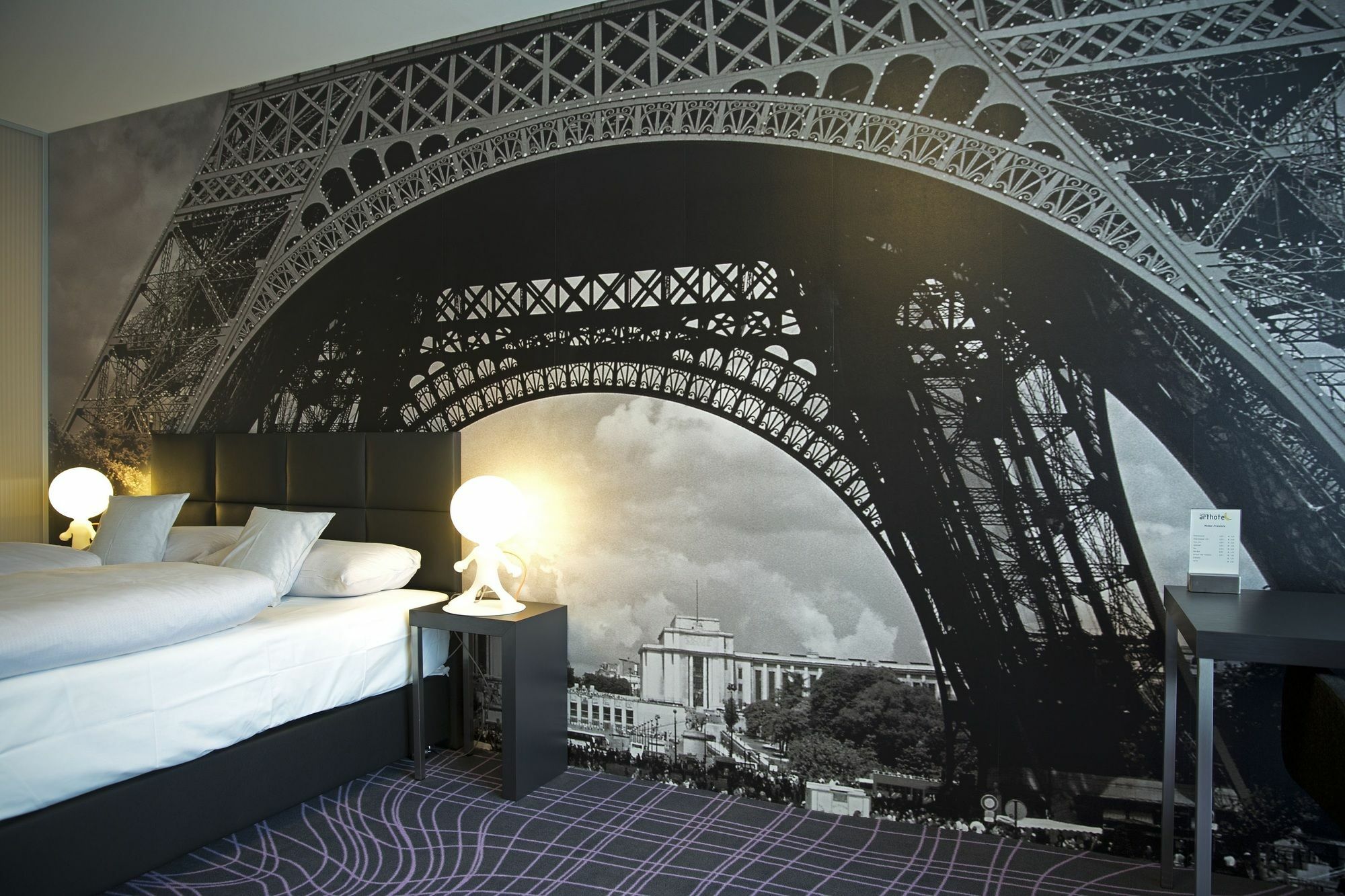 Euronova Arthotel 4*