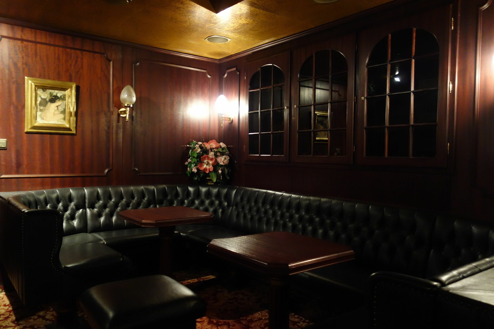 Kaiser Am Wiener Platz Hotel 3*