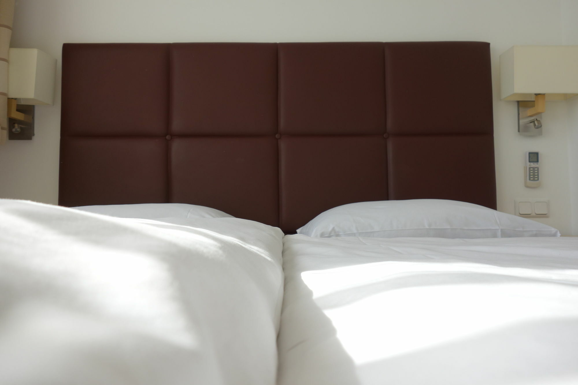 Hotel Kaiser Am Wiener Platz Cologne