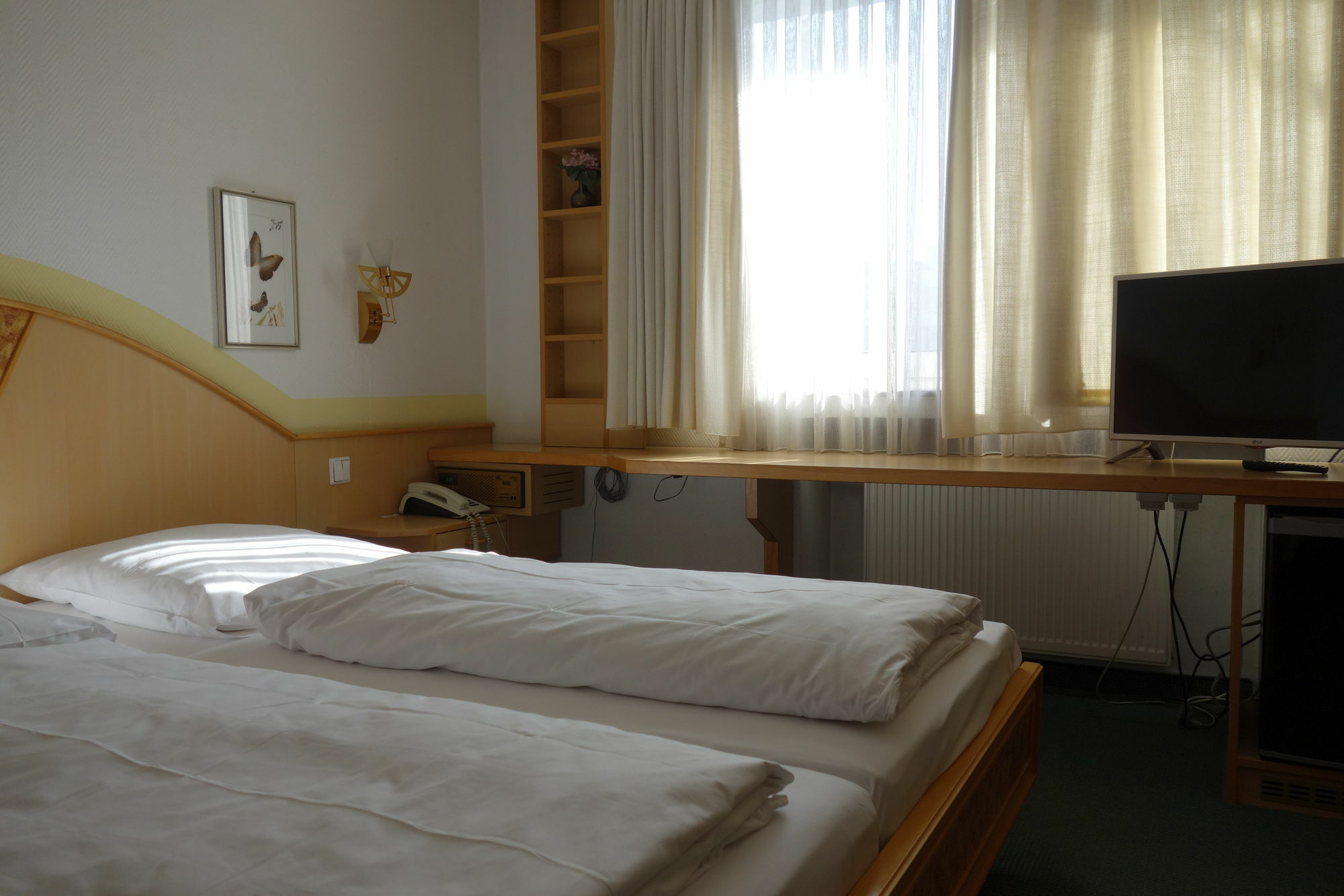 Kaiser Am Wiener Platz Hotel Cologne
