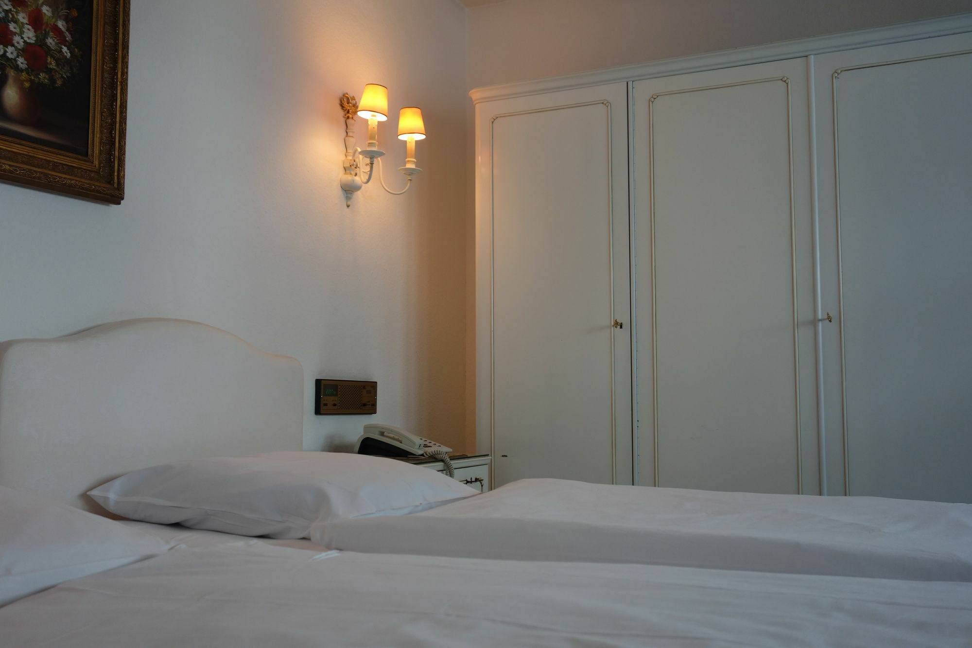Kaiser Am Wiener Platz Hotel Cologne