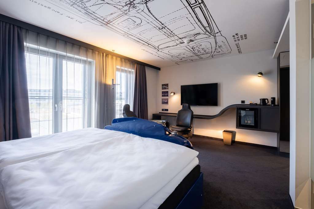 Hotel V8 At Motorworld