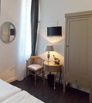 Domstern Hotel