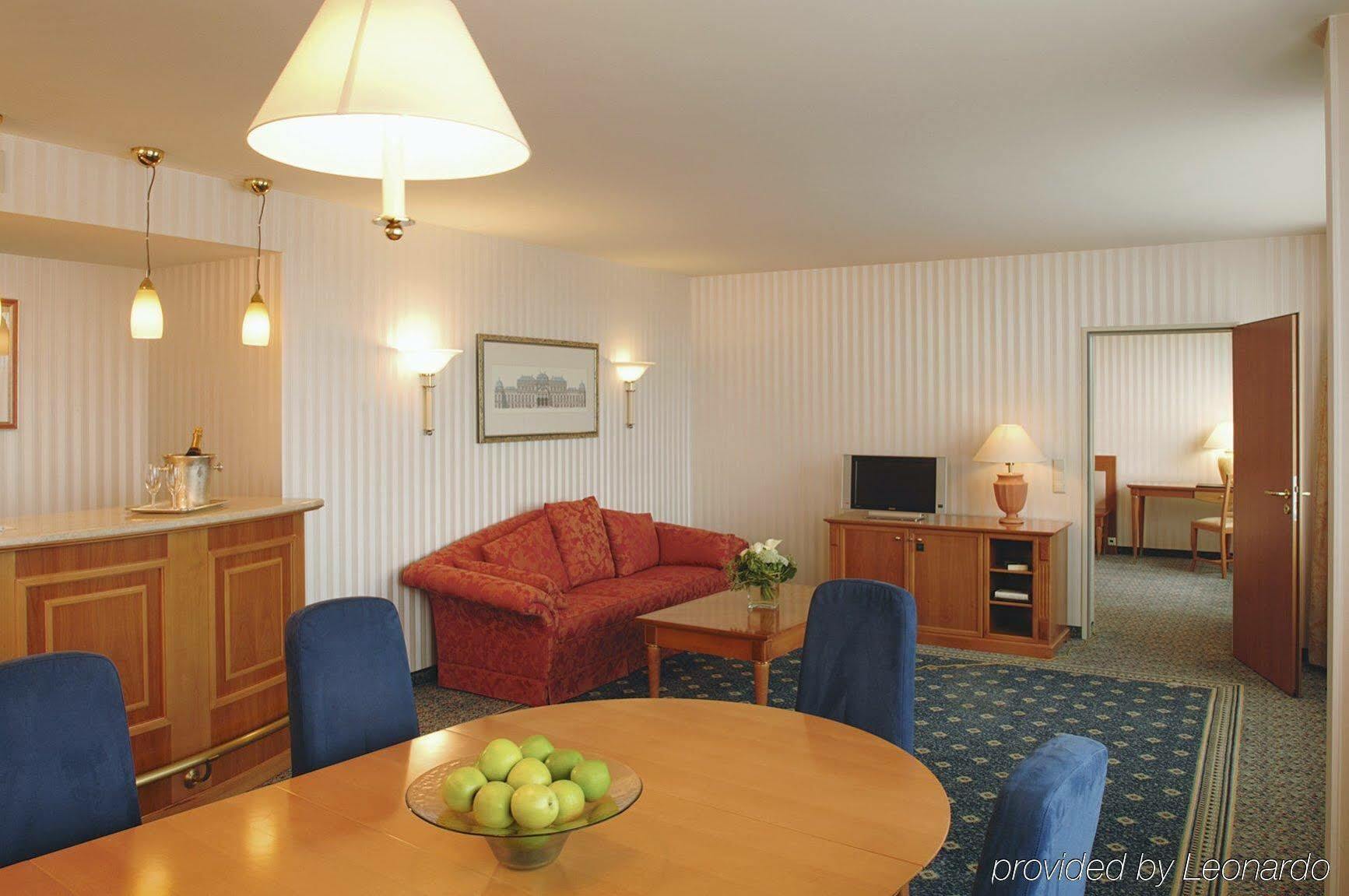 Nh Collection Mediapark Hotel 4*