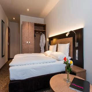 Astor &