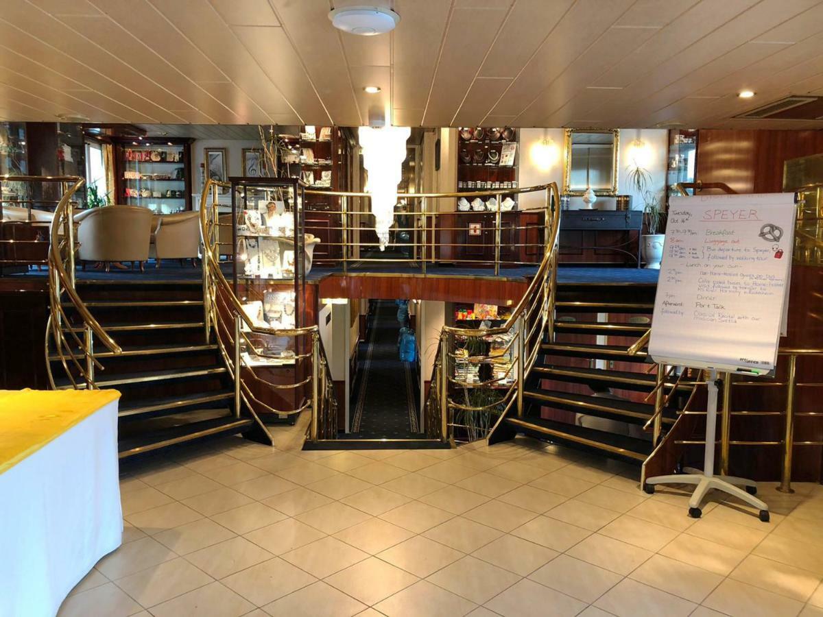 Fairtours Hotelschiff Dutch Melody**** Botel Cologne