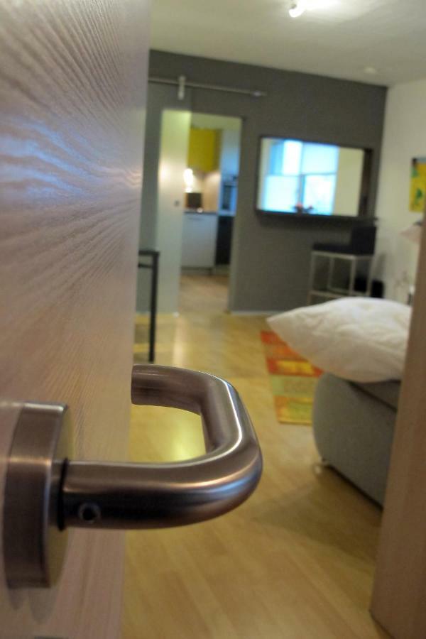 Komfortwohnung City/messe 25 Min Colonia